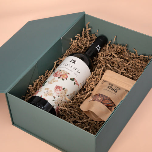 Weinbox Blanco mit Nüssen
